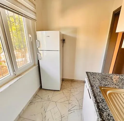 公寓 Merkezi, Genis *